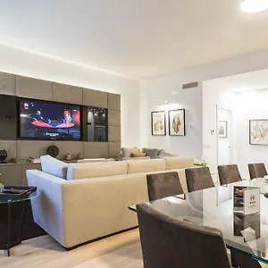 Hemeras Boutique Homes - Super Central Luxury Apartament