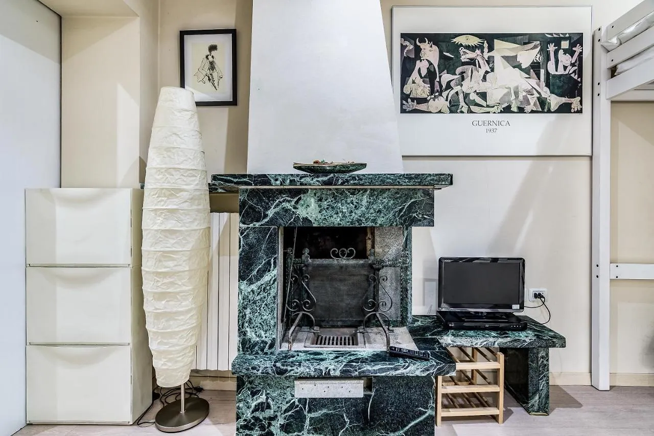 Arco Della Pace Londonio Studio 2Pax Wifi Apartment Milan 0*,  Italy